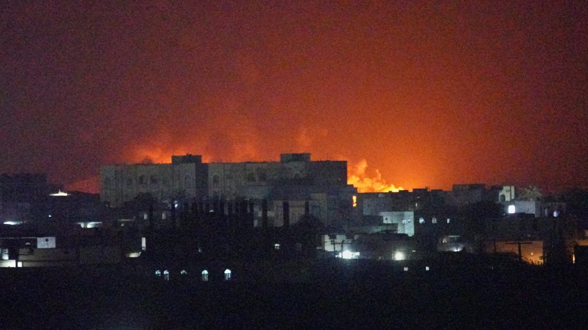 Middle East Tensions Rise as Houthi Attacks Target Saudi Arabia